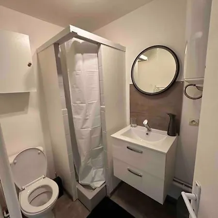 Apartment Centre