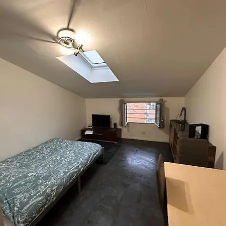 Apartment Centre